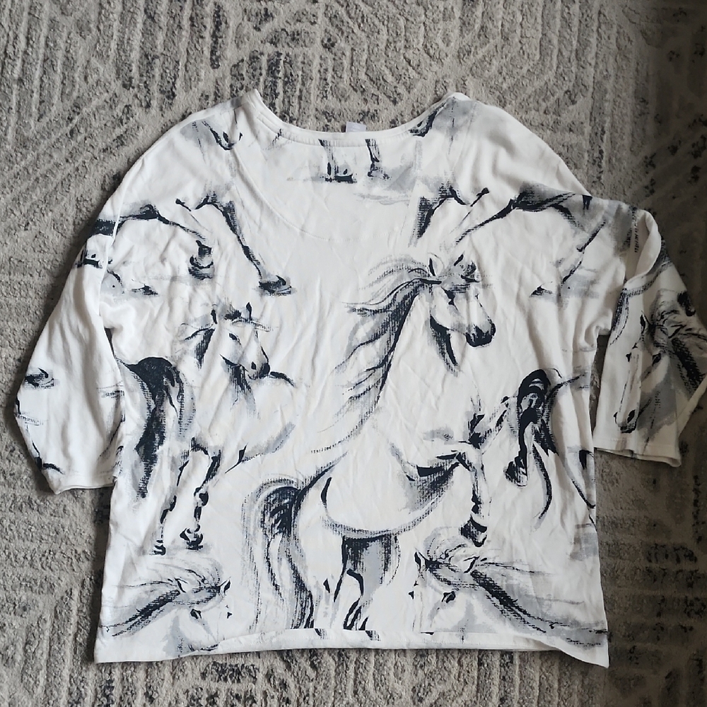 Chico's White Black Graphic Boxy Equestrian Blouse - Picture 4 of 4